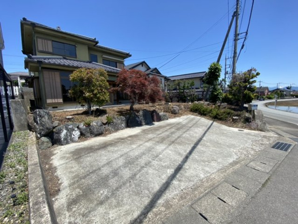 韮崎市龍岡町下條南割　中古 現地写真