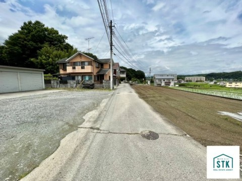 韮崎市大草町若尾　土地 現地写真（前面道路含む現地写真）
