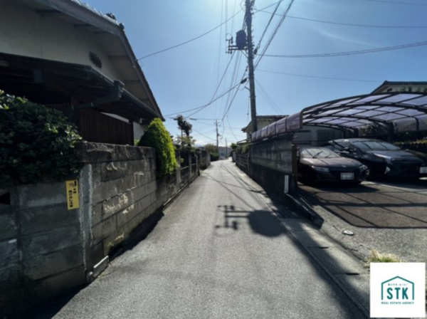 甲府市音羽町　土地 現地写真（前面道路含む現地写真）