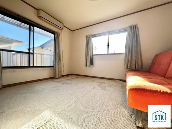 甲府市山宮町　中古 内観写真（リビング以外の居室）