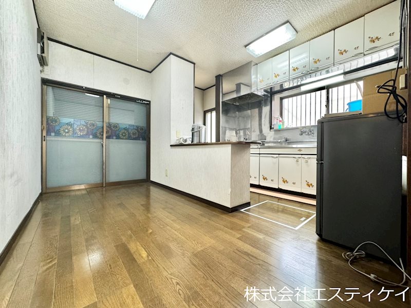 甲府市羽黒町　中古 内観写真（リビング）