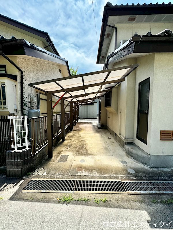 甲府市羽黒町　中古 現地写真