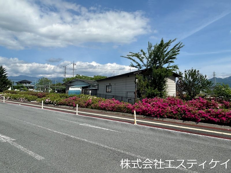 山梨市落合　土地 現地写真（前面道路含む現地写真）