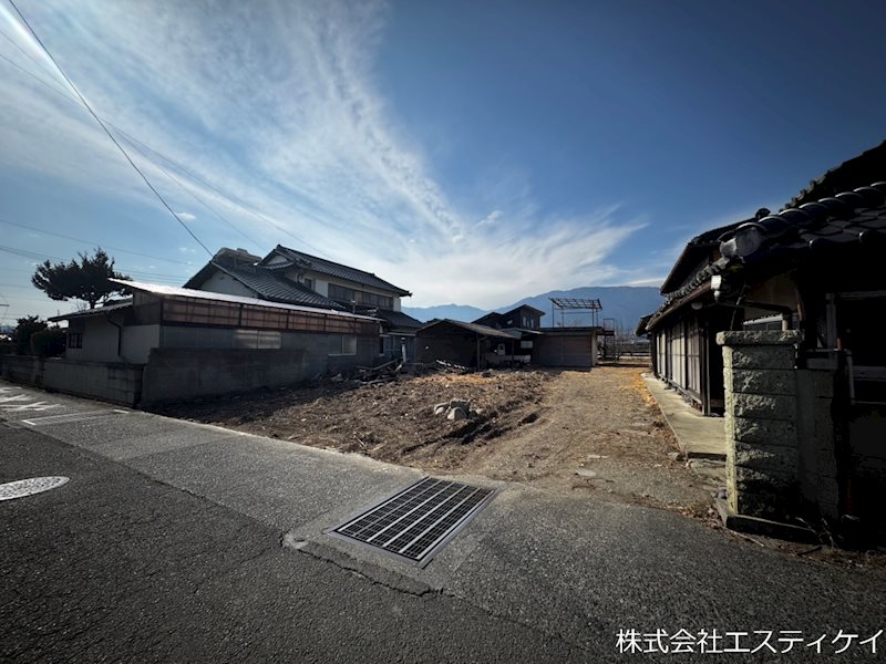 山梨県南アルプス市加賀美 現地写真