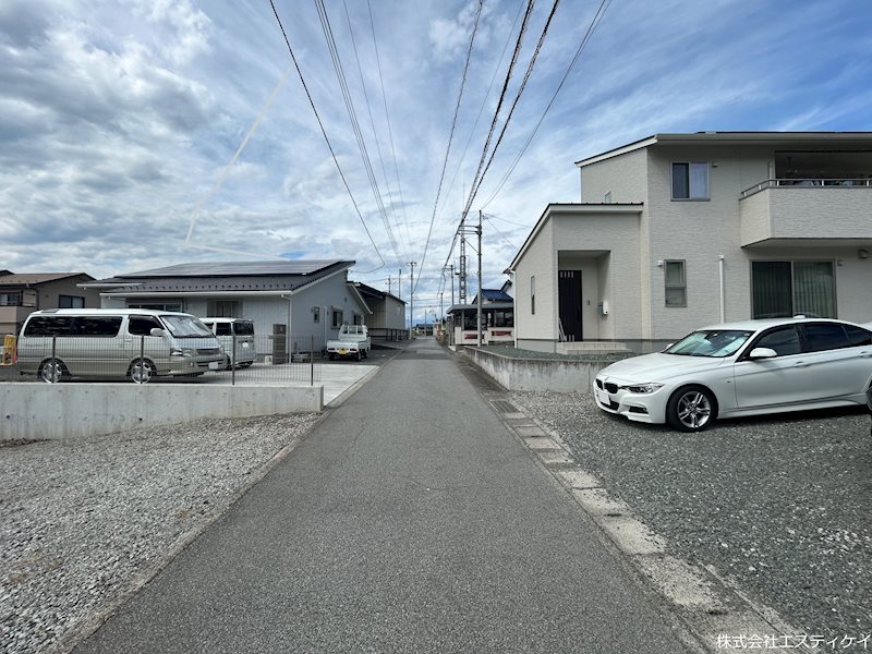 山梨県西八代郡市川三郷町上野 現地写真（前面道路含む現地写真）