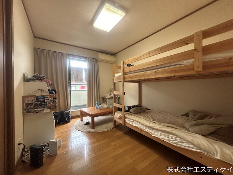 甲府市中小河原町　　中古 内観写真（リビング以外の居室）
