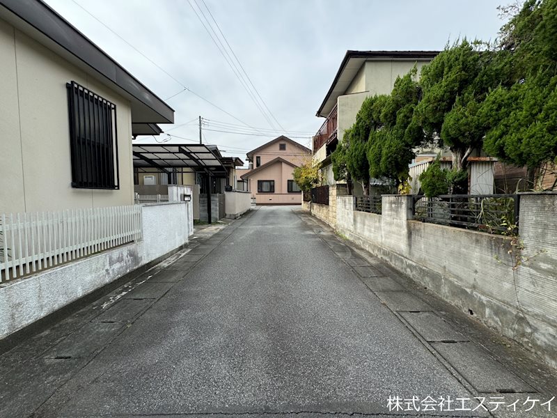 甲府市山宮町　土地 現地写真（前面道路含む現地写真）