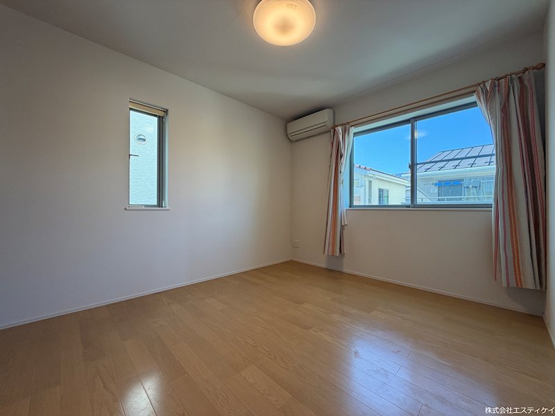 甲府市上今井町　中古 内観写真（リビング以外の居室）