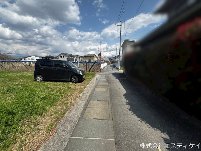 石和町松本　土地 現地写真（前面道路含む現地写真）
