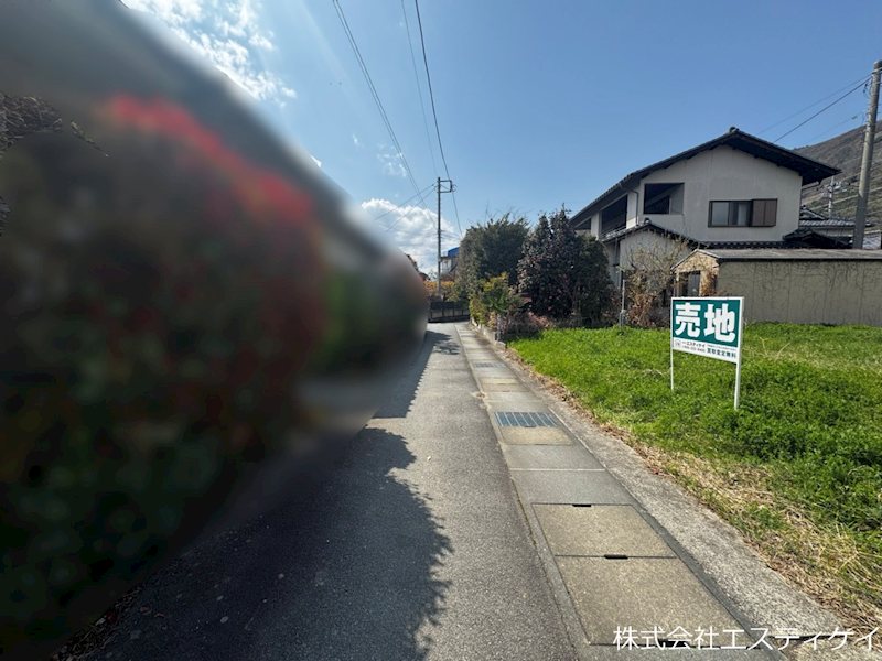 石和町松本　土地 現地写真（前面道路含む現地写真）