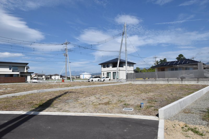 山梨県甲斐市西八幡 現地写真