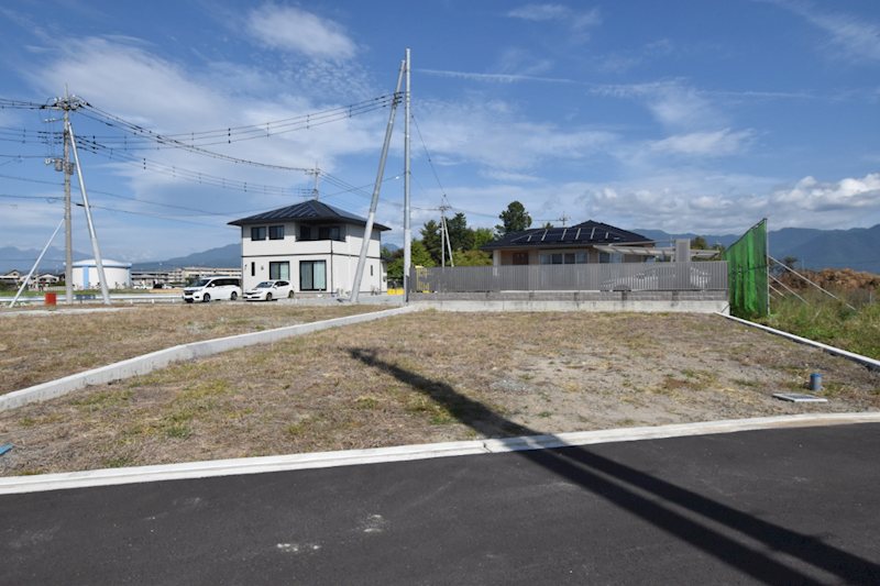 山梨県甲斐市西八幡 現地写真