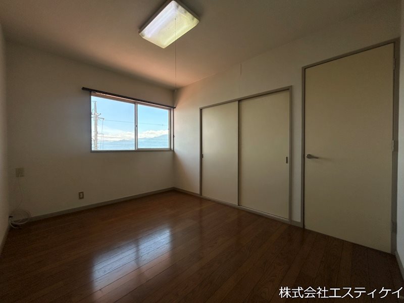 山梨県甲府市山宮町 内観写真（リビング以外の居室）
