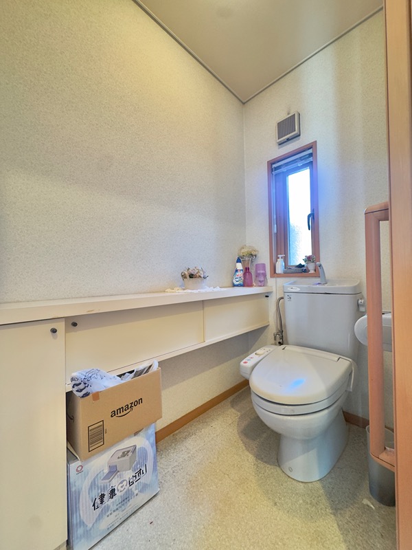 中央市西新居　中古 内観写真（トイレ）