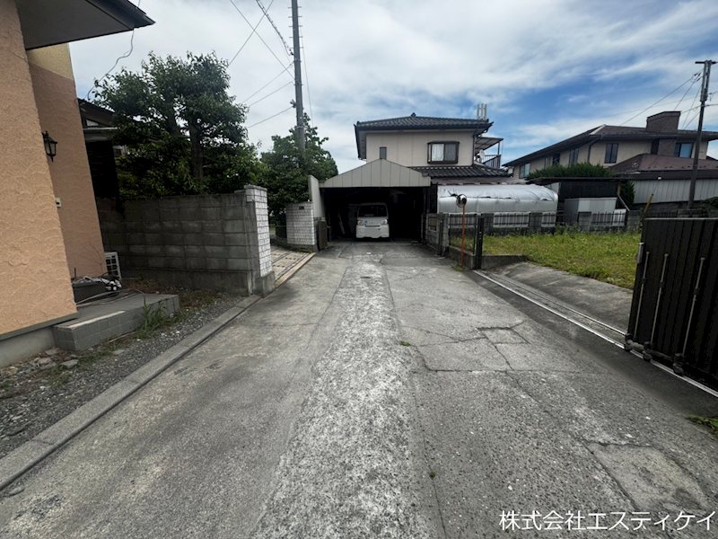 昭和町河西　土地 現地写真（前面道路含む現地写真）