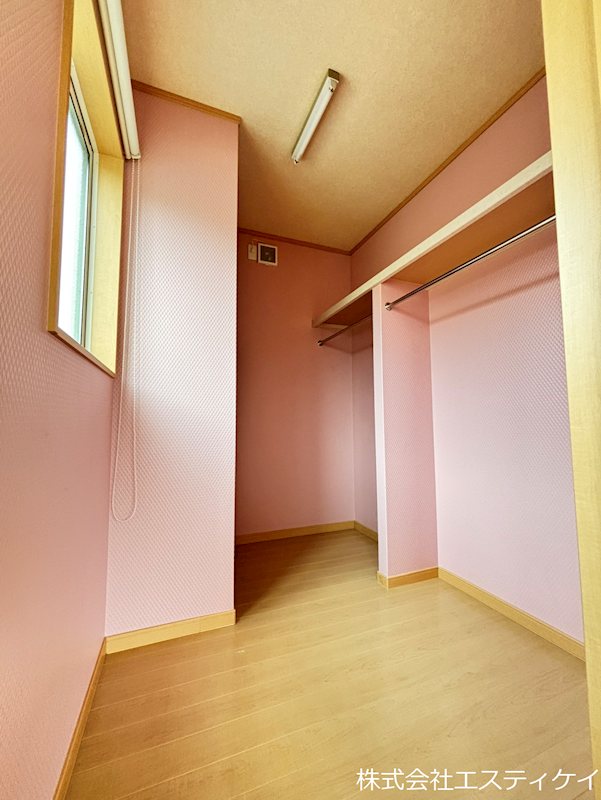 甲府市白井町　中古 内観写真（収納）