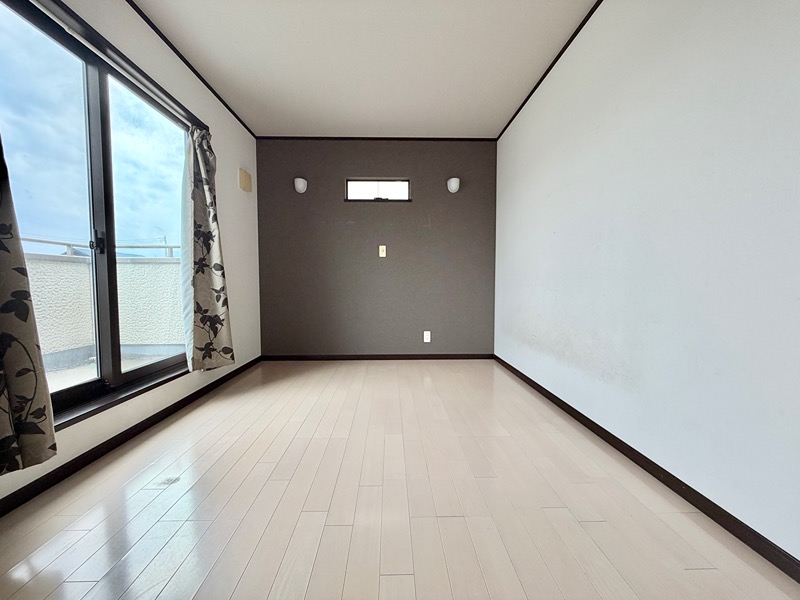 甲斐市西八幡　中古 内観写真（リビング以外の居室）