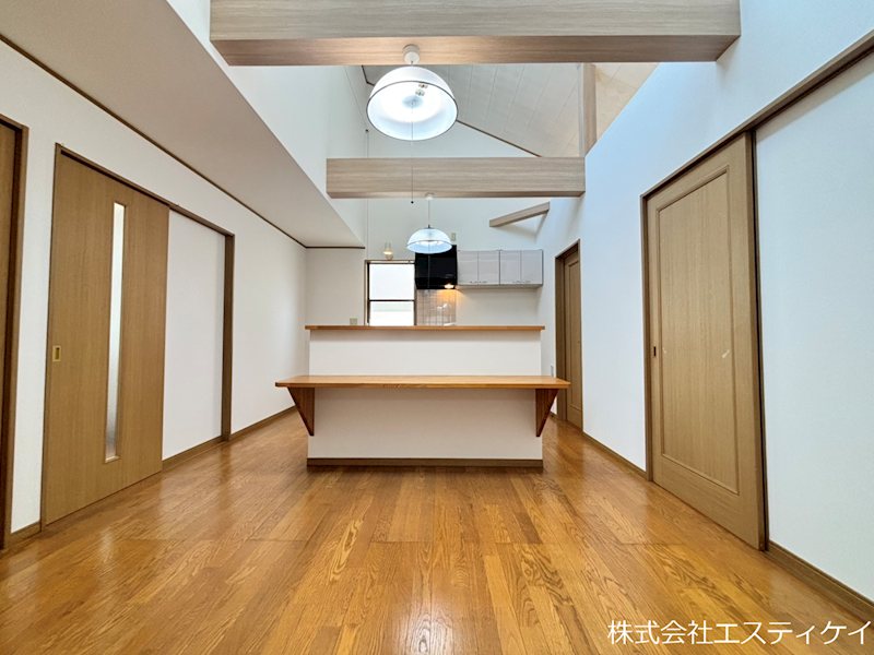 中央市臼井阿原　中古 内観写真（リビング）