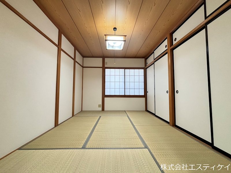 中央市臼井阿原　中古 内観写真（リビング以外の居室）