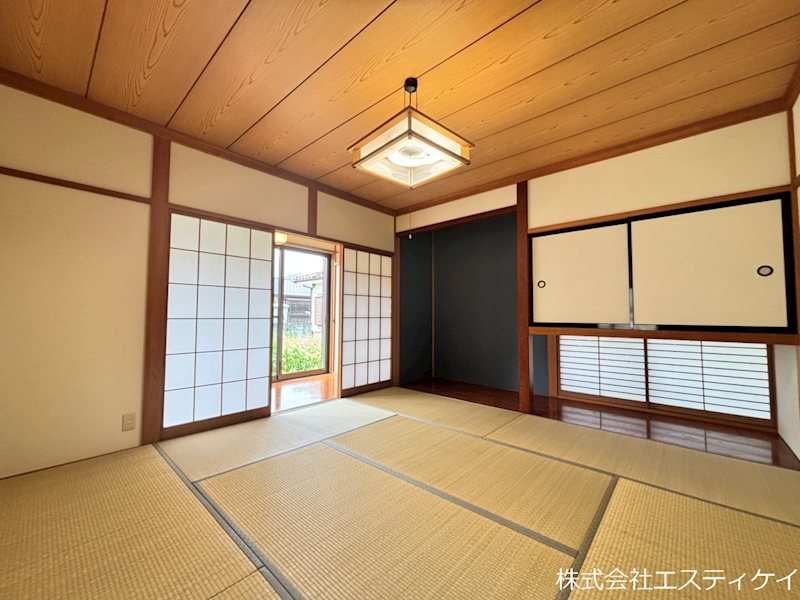 中央市臼井阿原　中古 内観写真（リビング以外の居室）