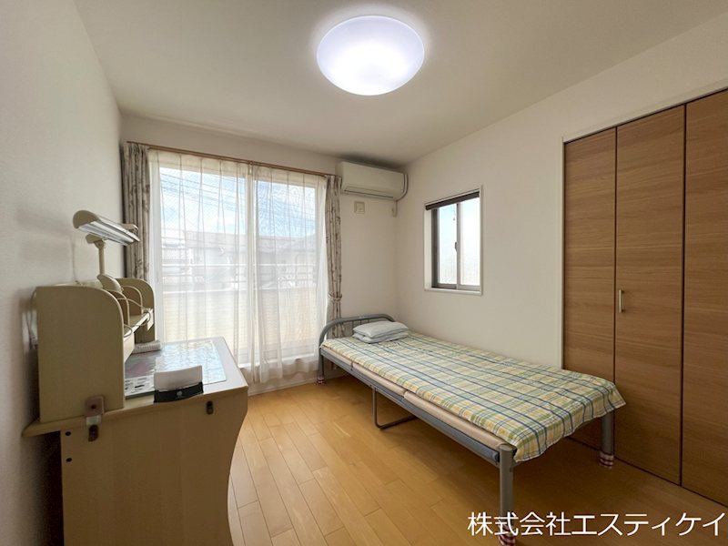 山梨県甲府市新田町 内観写真（リビング以外の居室）