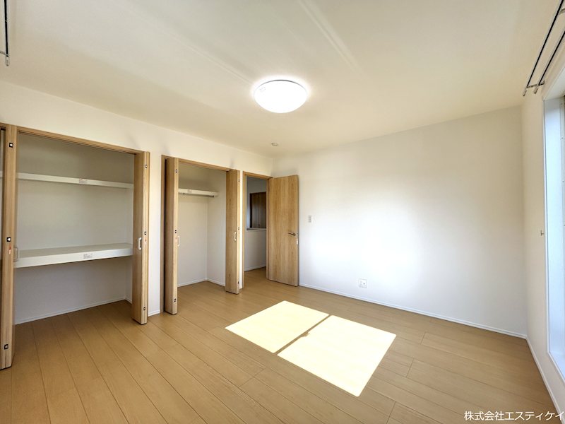 甲府市大里町新築建売住宅「TYPE-S」 内観写真（リビング以外の居室）