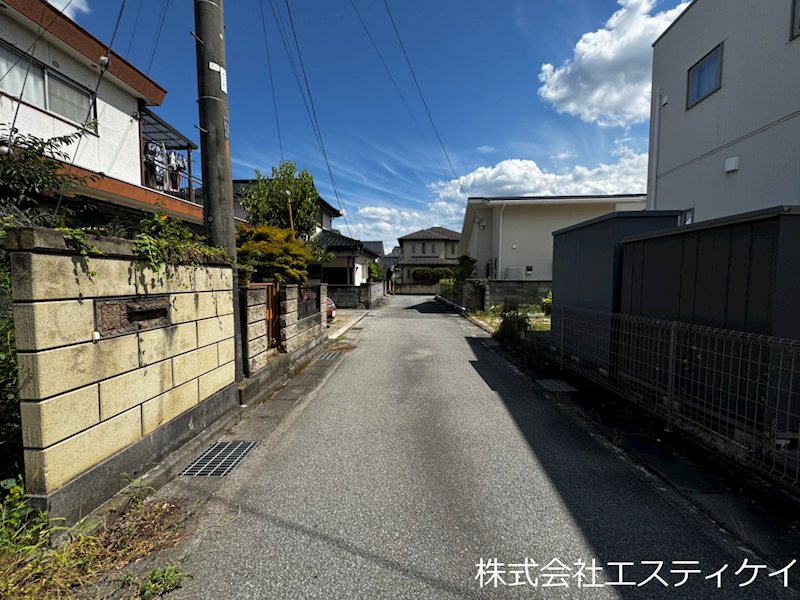 山梨県甲斐市西八幡 現地写真（前面道路含む現地写真）
