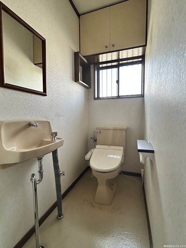 甲府市貢川本町　中古 内観写真（トイレ）