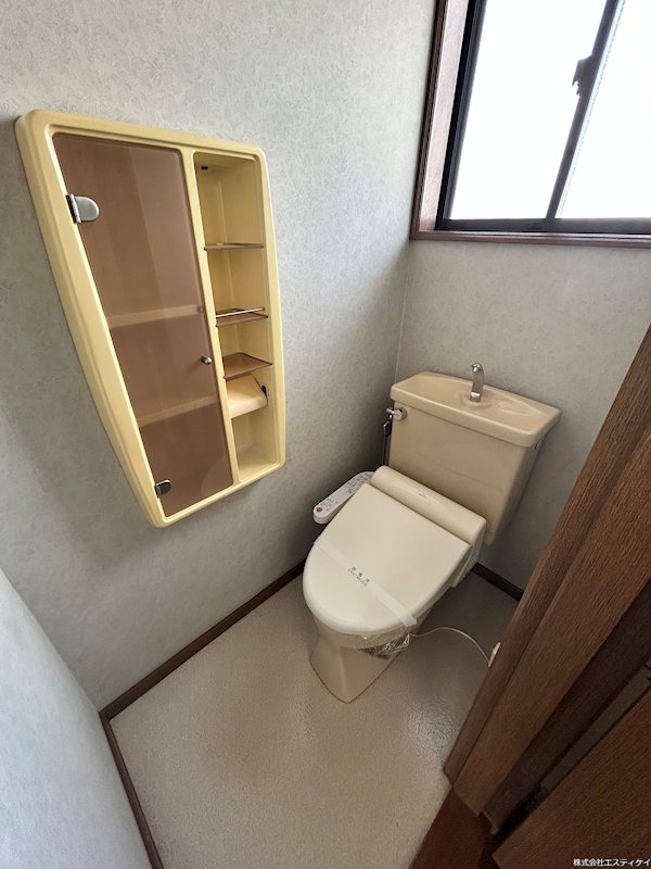 甲府市貢川本町　中古 内観写真（トイレ）