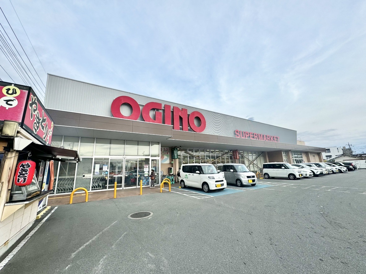 甲府市貢川本町　中古 スーパー