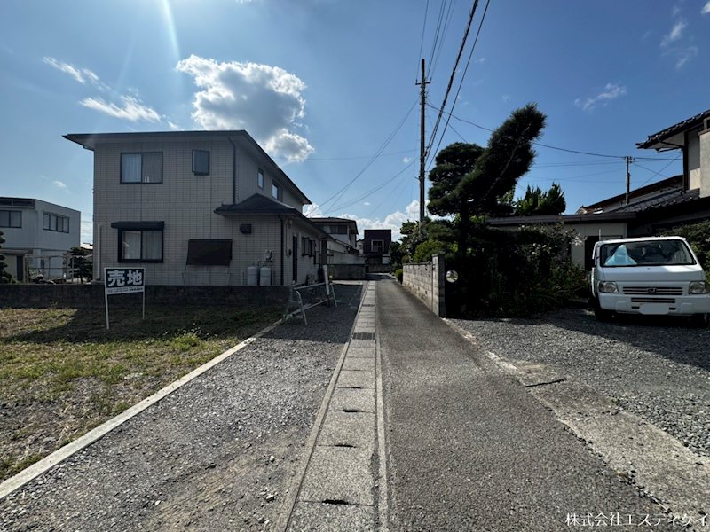 山梨県甲府市千塚５丁目 現地写真（前面道路含む現地写真）