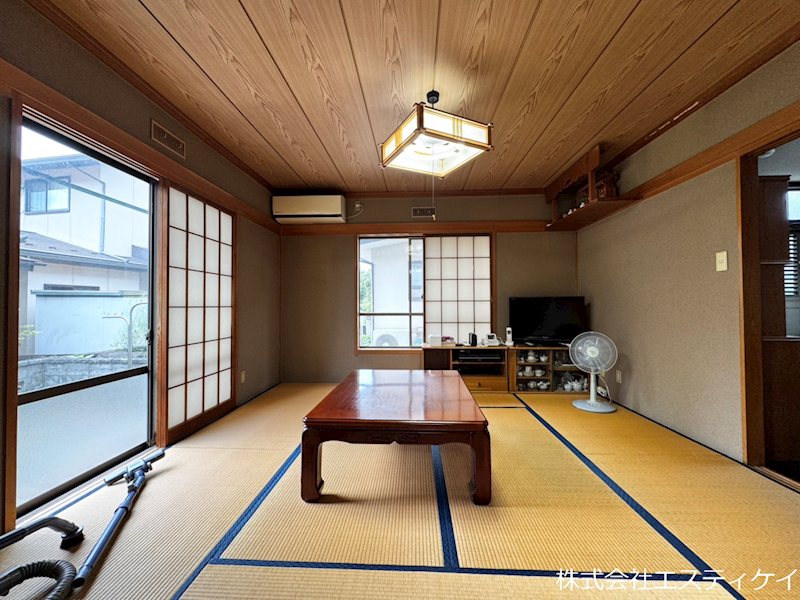甲府市飯田4丁目　中古 内観写真（リビング以外の居室）