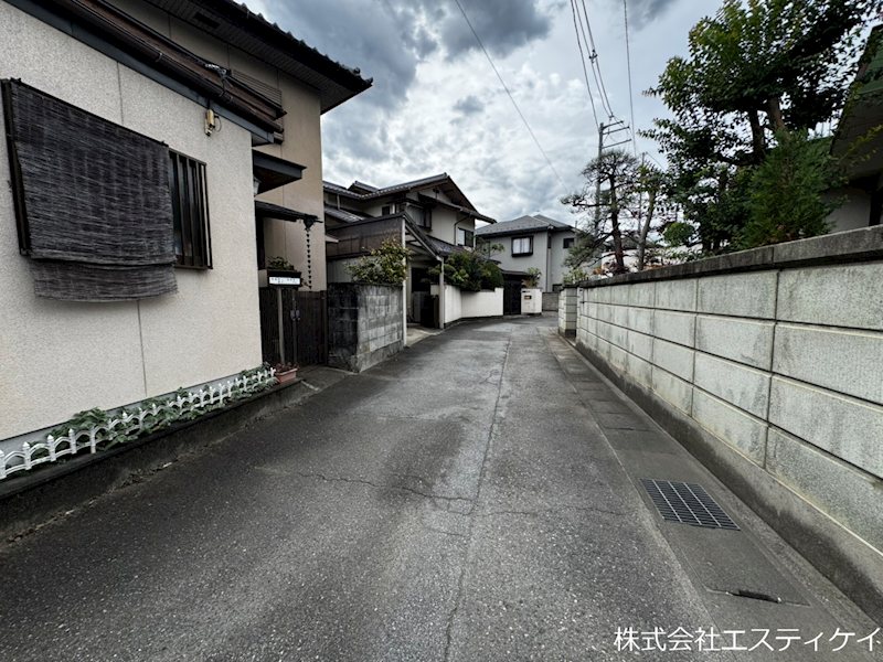 甲府市飯田4丁目　中古 現地写真（前面道路含む現地写真）