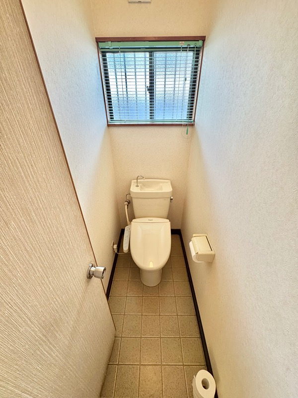 甲斐市境　中古 内観写真（トイレ）