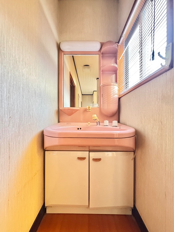 甲斐市境　中古 内観写真（洗面台・洗面所）