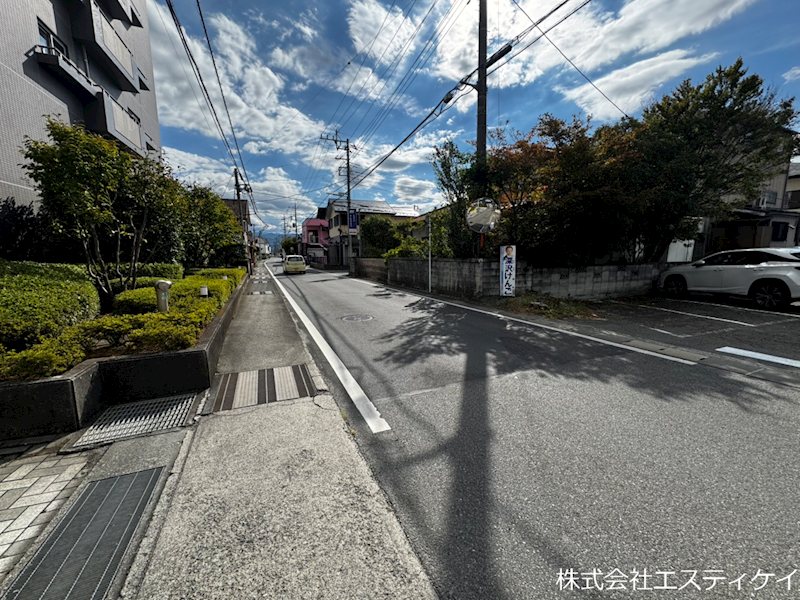山梨県甲府市里吉４丁目 その他