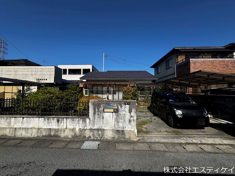 甲府市国母３丁目　土地 現地写真