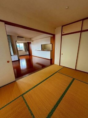シーズガーデン甲府丸の内901 内観写真（リビング）