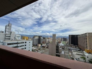 シーズガーデン甲府丸の内901 現地写真（バルコニー）