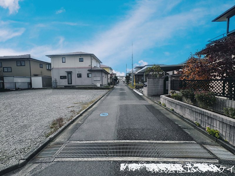 中央市臼井阿原　土地 現地写真（前面道路含む現地写真）
