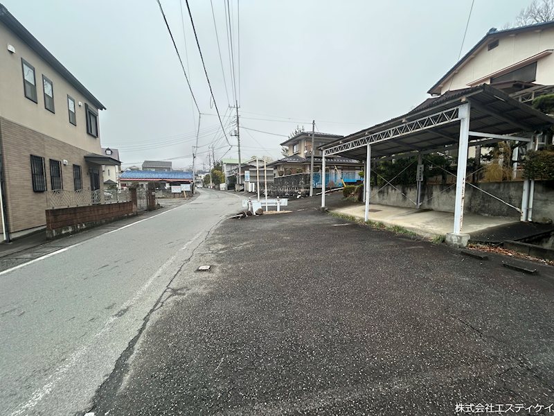 甲府市羽黒町　土地 現地写真（前面道路含む現地写真）
