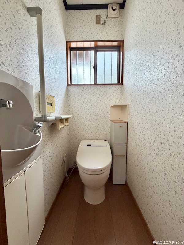 山梨県甲府市飯田３丁目 内観写真（トイレ）
