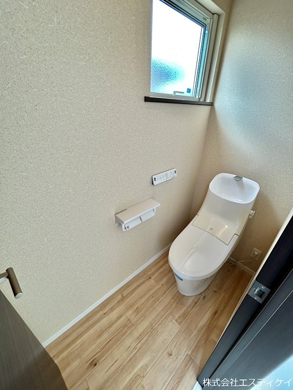 甲府市里吉４丁目　中古 内観写真（トイレ）