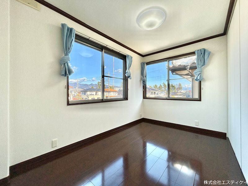 甲斐市富竹新田　中古 内観写真（リビング以外の居室）
