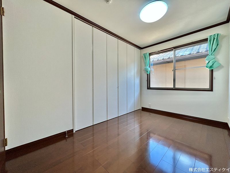 甲斐市富竹新田　中古 内観写真（リビング以外の居室）