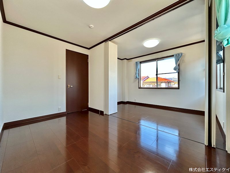 甲斐市富竹新田　中古 内観写真（リビング以外の居室）
