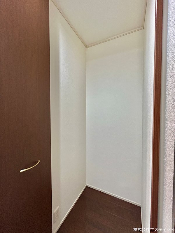 甲斐市富竹新田　中古 内観写真（収納）