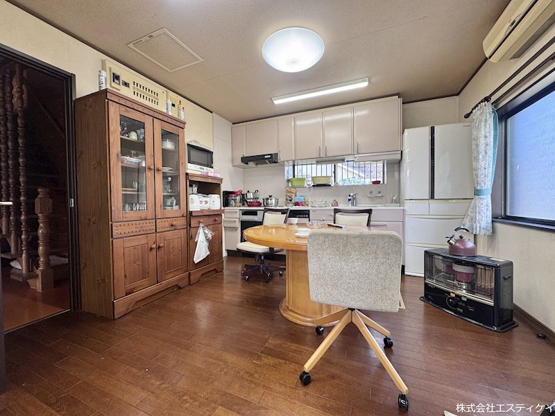 昭和町押越　中古 内観写真（リビング）