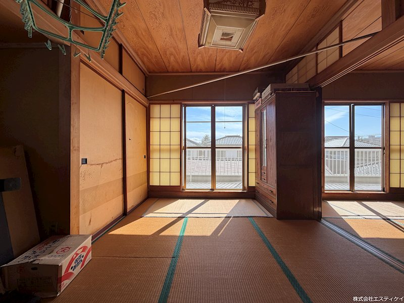 甲府市宝1丁目　中古 内観写真（リビング以外の居室）