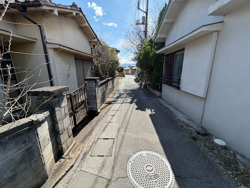 甲府市千塚4丁目　土地 現地写真（前面道路含む現地写真）